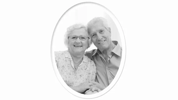 Oval 2.63" × 3.38" Memorial Portrait — Black & White